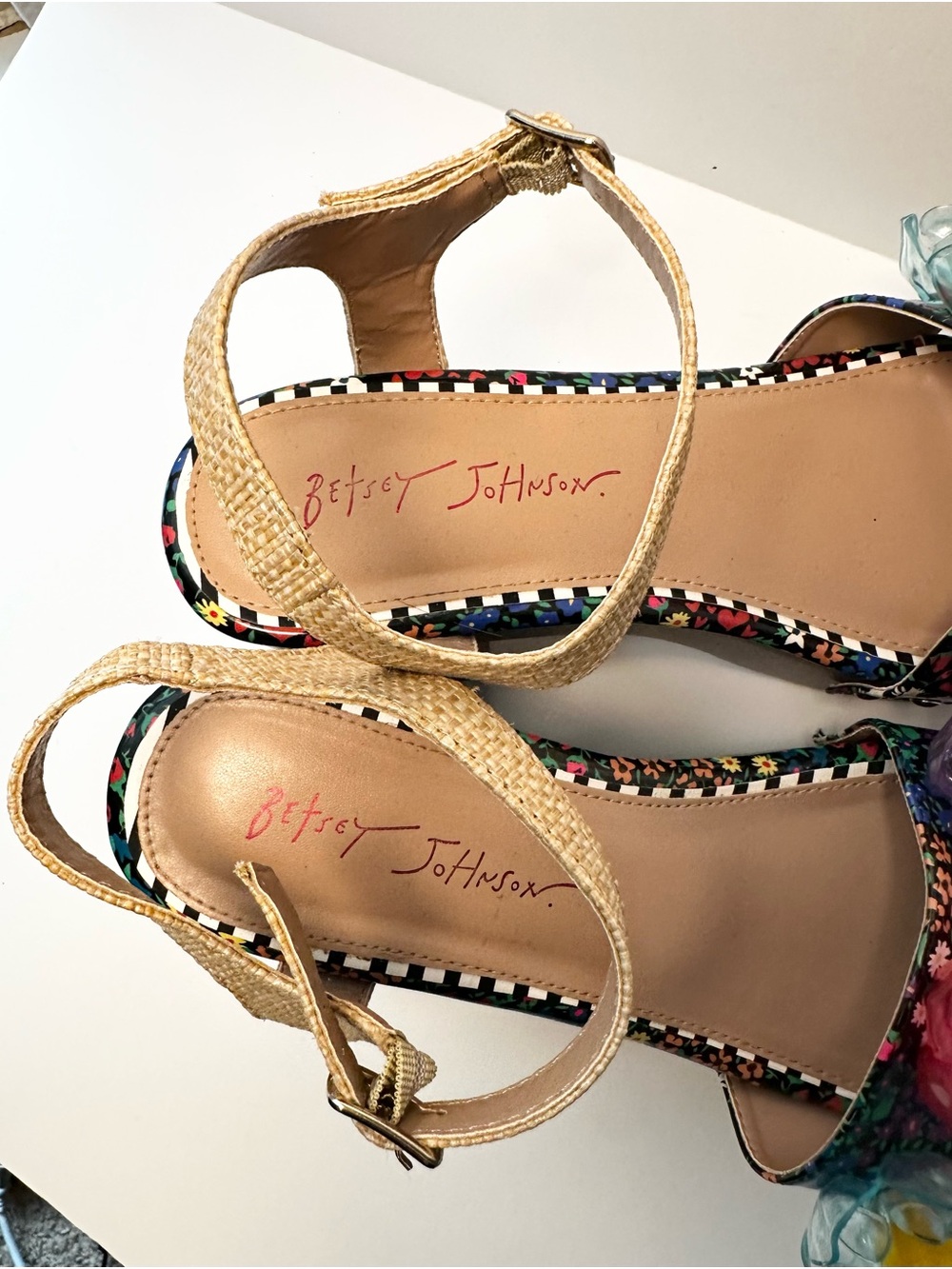 Betsey Johnson Elayne Floral Platform Sandals w/Multicolor Flower Jelly Details - Picture 2 of 10